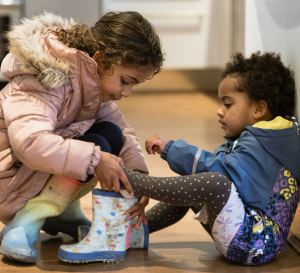 Entraide entre frères et soeurs Entraide entre frères et soeurs