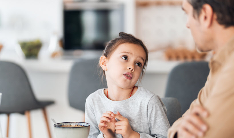 L'enfant qui argumente sans cesse