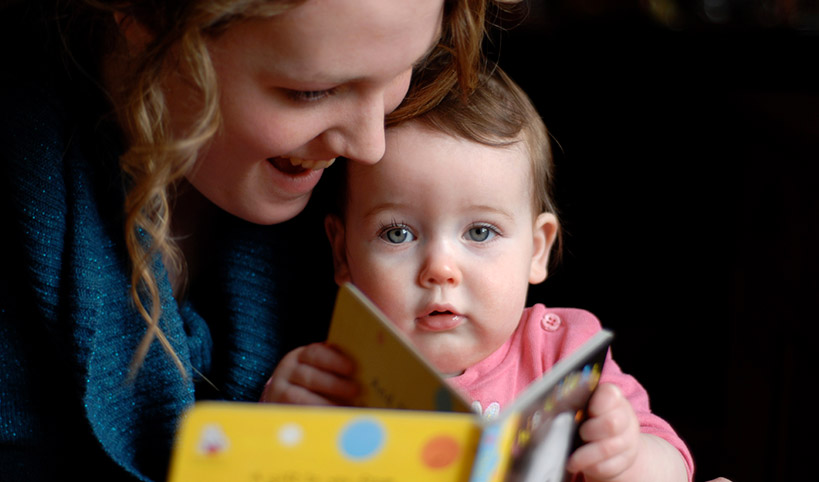 Éveil à la lecture: 0 à 12 mois