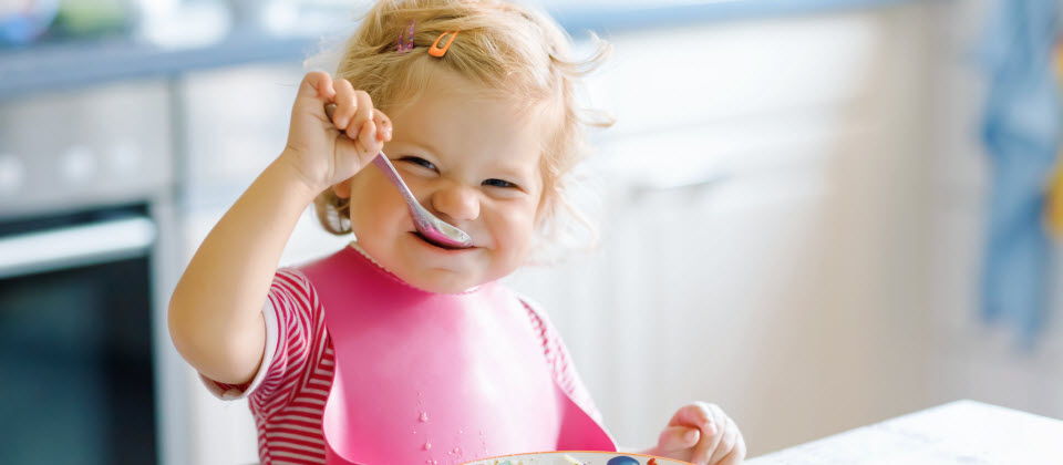 Comportement des enfants à table: avoir des attentes réalistes