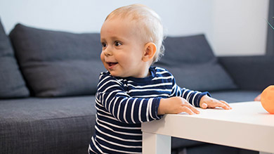 10–12 months old: Gross motor skill development