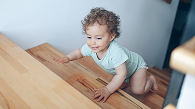 1–1.5 years old: gross motor skill development