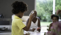 Faut-il laisser gagner les enfants?