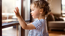 Le confinement a-t-il un impact sur le développement social des tout-petits?