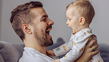Aider bébé à développer son langage