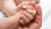 Favoriser le lien d'attachement avec son bébé