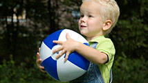 Jouer au ballon et à la balle
