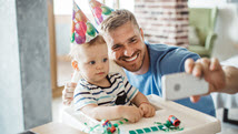 Réseaux sociaux: attention à l'empreinte numérique des enfants